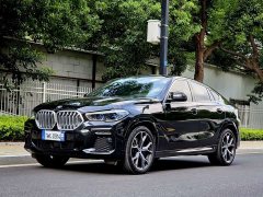 BMW X6 xDrive40i Deluxe Version M - фото 1