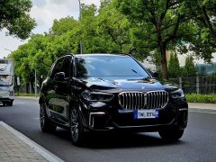 BMW X5 xDrive 30Li Deluxe VersionM - фото 3
