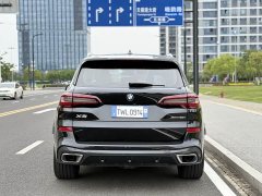 BMW X5 xDrive40i Deluxe Version M - фото 16
