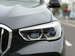 BMW X5 xDrive40i Deluxe Version M - фото 3