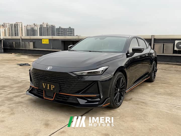 Changan UNI-V 1.5T Edition - автомобиль из Китая