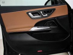 Mercedes-Benz E-Class E 300 L Fashionable and Sporty - фото 17