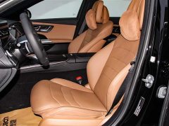 Mercedes-Benz E-Class E 300 L Fashionable and Sporty - фото 18