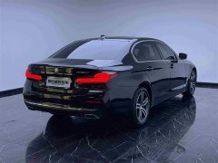 BMW 5 Series 530Li Leading Luxury Package - фото 4