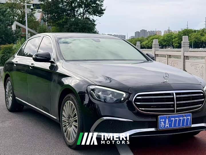 Mercedes-Benz E 300 L Luxury Version - автомобиль из Китая