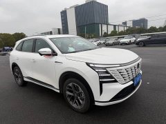 Changan CS75PLUS 1.5T Deluxe Version - фото 2