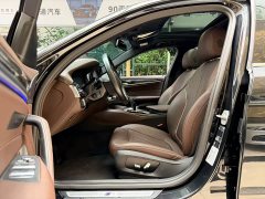 BMW 5 Series facelift 525Li M Sports Package - фото 7