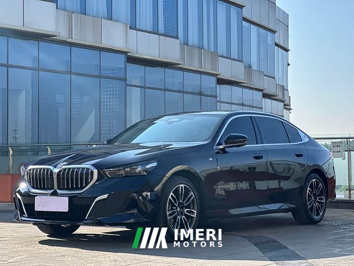 BMW 5 Series 525Li M Sports Package - автомобиль из Китая