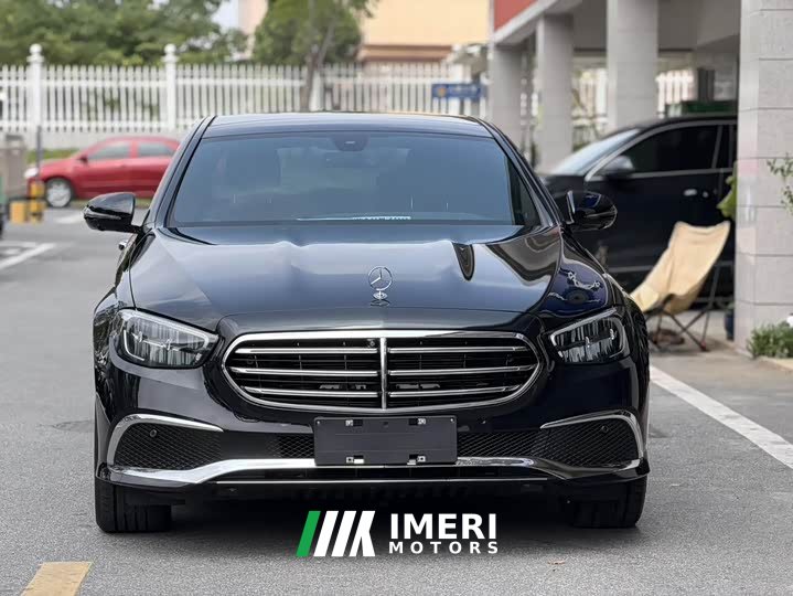 Mercedes-Benz E 300 L Luxury Version - автомобиль из Китая