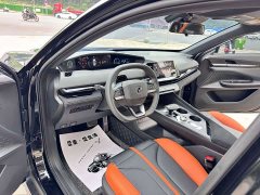 Changan UNI-V 1.5T Premium Version - фото 6