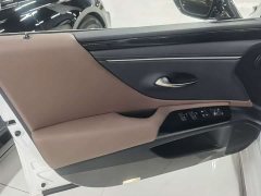 Lexus ES 200 Edition - фото 11