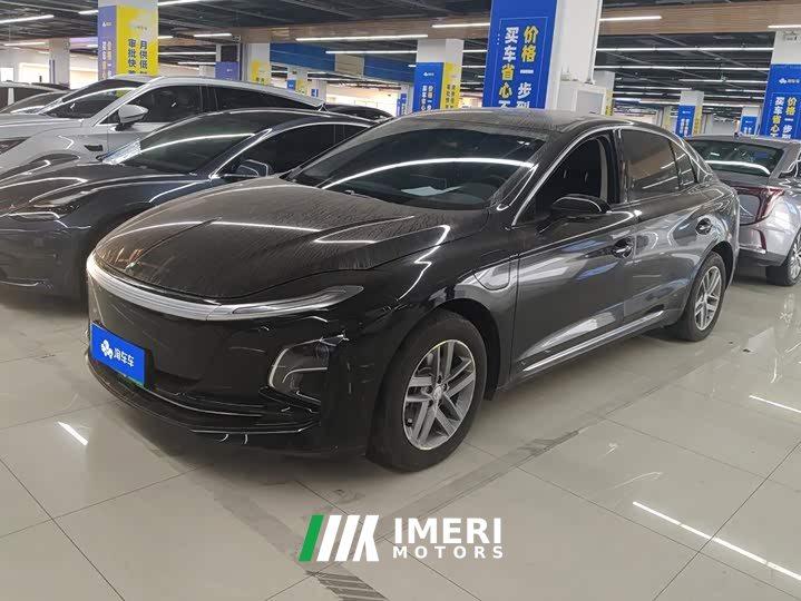 FAW E-QM5 500km Edition - автомобиль из Китая