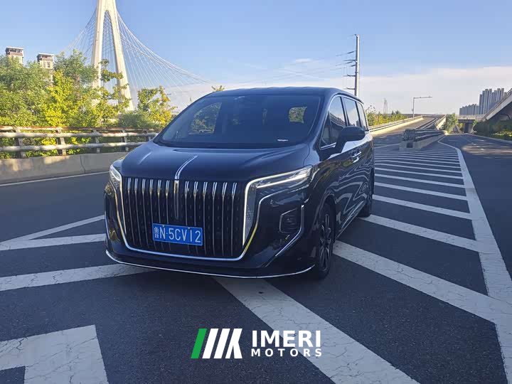 FAW HQ9 2.0T Edition - автомобиль из Китая