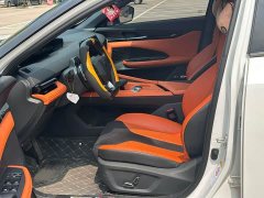 Changan UNI-V 1.5T Edition - фото 4