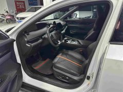 Changan UNI-V 1.5T Premium Version - фото 3