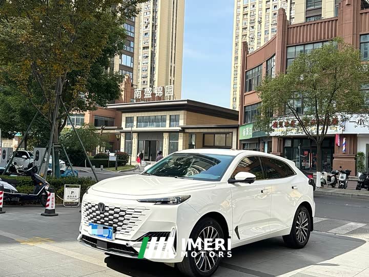 Changan UNI-K 2.0T 2WD Version - автомобиль из Китая