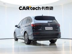 Volkswagen 380TSI Premium Edition - фото 3