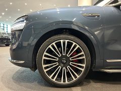 AITO M9 EREV Ultra Edition 42kWh 6 Edition - фото 4