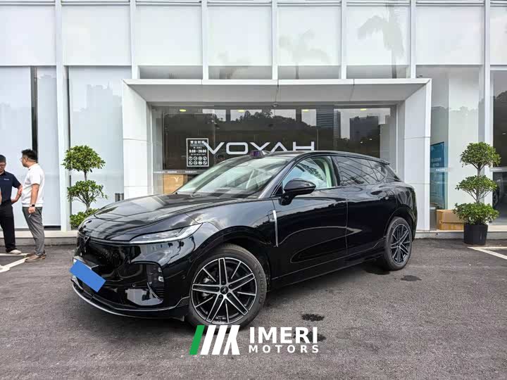 Voyah AWD Edition - автомобиль из Китая