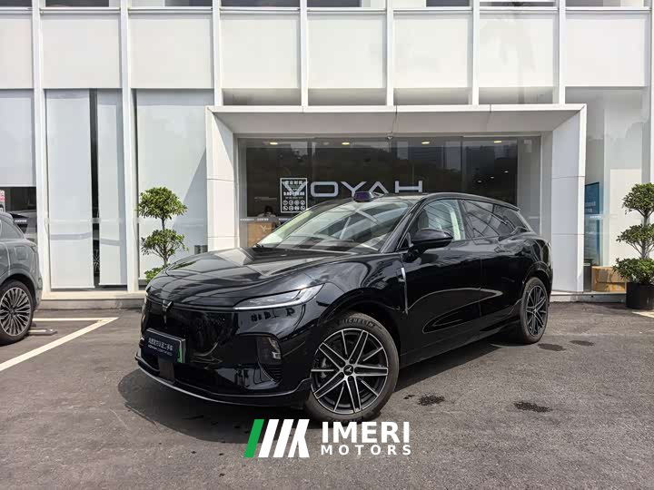 Voyah AWD Edition - автомобиль из Китая