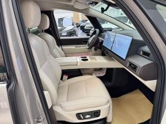 Li Auto MEGA Ultra - фото 10