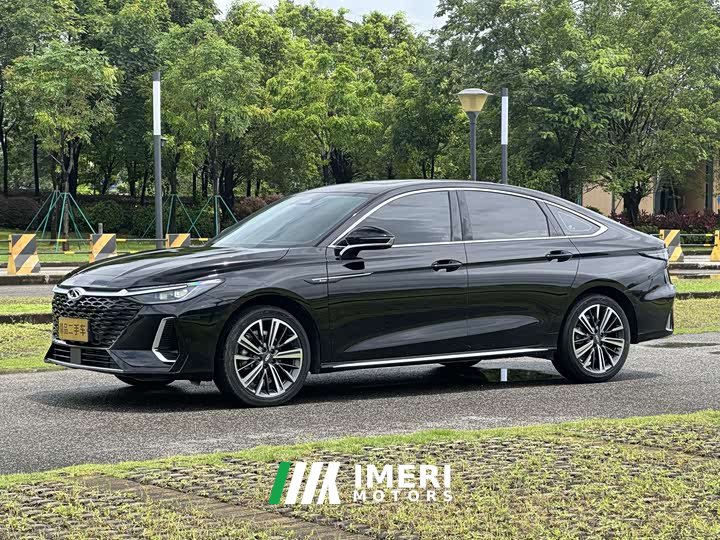 Chery Arrizo 8 1.6T DCT Yi - автомобиль из Китая