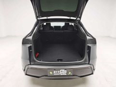 Tesla Model Y Edition - фото 12