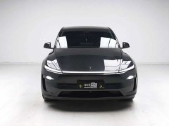 Tesla Model Y Edition - фото 2