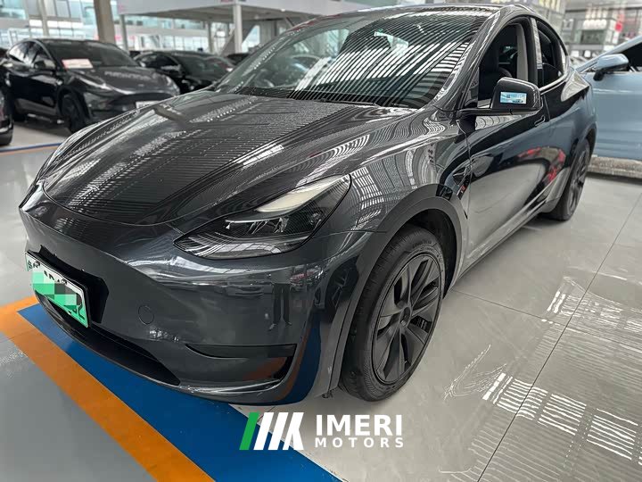 Tesla Model Y Edition - автомобиль из Китая