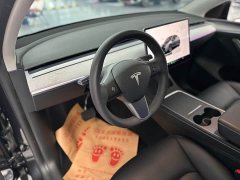 Tesla Model Y Edition - фото 6