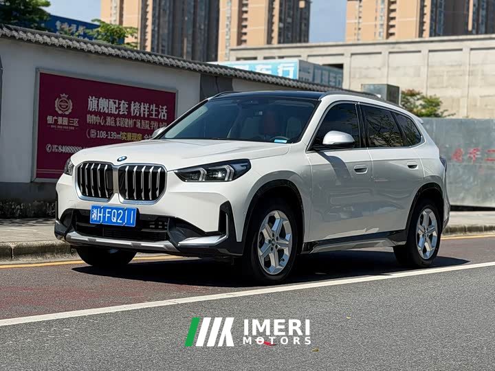 BMW X1 sDrive20Li X - автомобиль из Китая