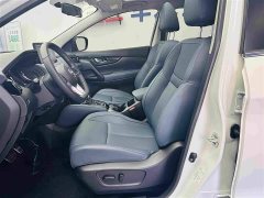 Nissan 2.0L CVT XV Edition - фото 19
