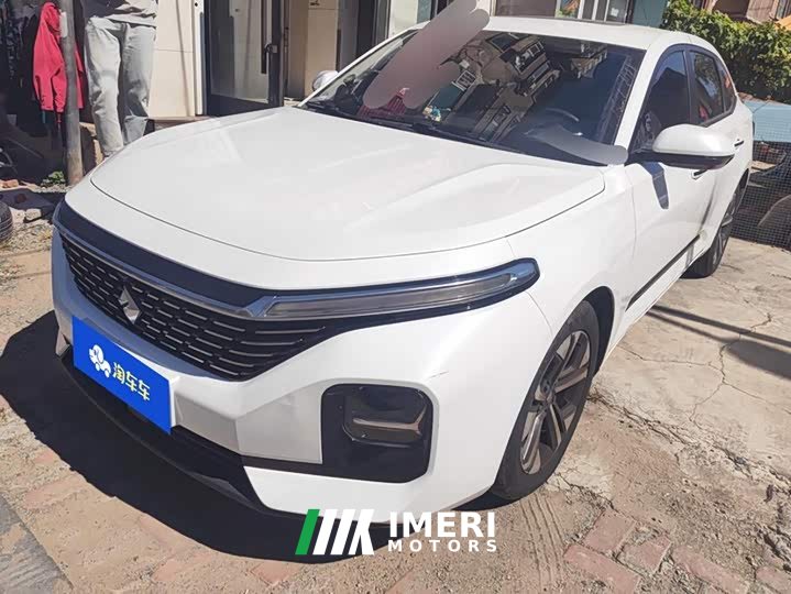 Baojun RC-5 1.5T CVTFlagship Version - автомобиль из Китая