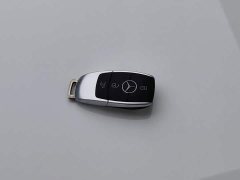 Mercedes-Benz GLB 200 Fashion Version - фото 19