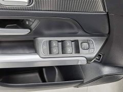 Mercedes-Benz GLB 200 Fashion Version - фото 9
