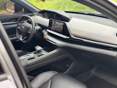 Changan UNI-V 1.5T Premium Version - фото 12