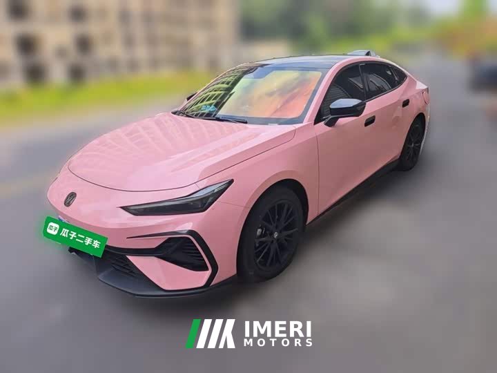 Changan UNI-V 1.5T 500BarPremium Version - автомобиль из Китая