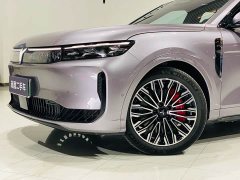 Voyah FREE AWD Edition - фото 4