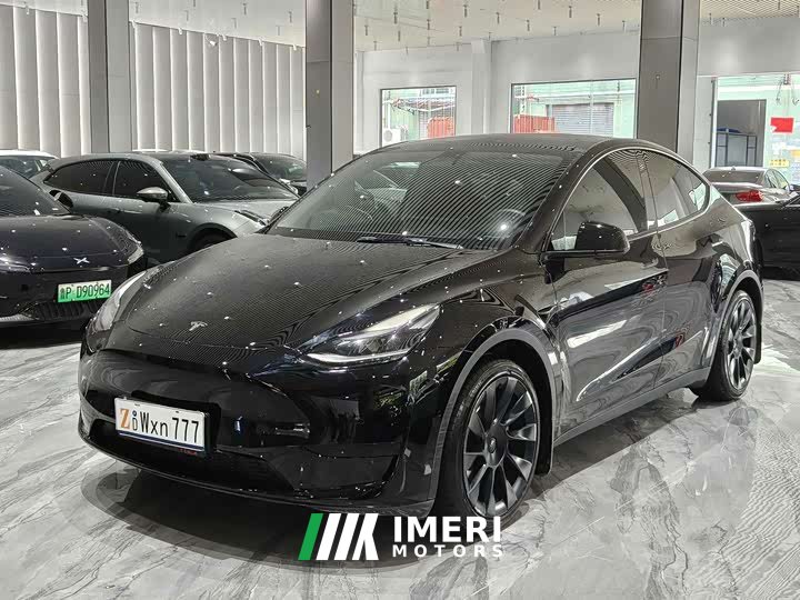 Tesla Model Y Edition - автомобиль из Китая