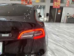 Tesla Model Y Edition - фото 11