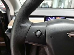 Tesla Model Y Edition - фото 15