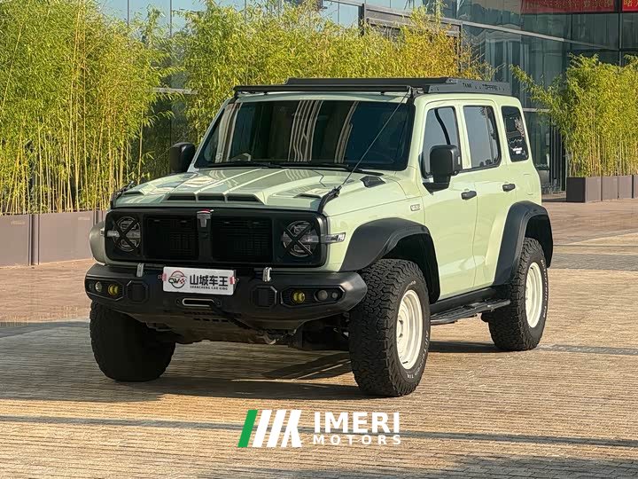 Tank 300 2.0T - автомобиль из Китая