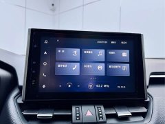 Toyota RAV4 2.0L CVT 2WD Fashion Plus Edition - фото 13