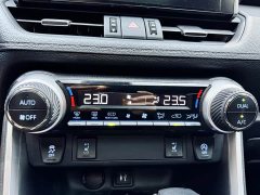 Toyota RAV4 2.0L CVT 2WD Fashion Plus Edition - фото 15