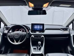 Toyota RAV4 2.0L CVT 2WD Fashion Plus Edition - фото 19