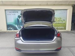 Lexus ES 200 Edition - фото 8