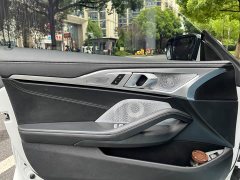 BMW 8 840i M - фото 14