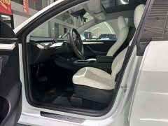 Tesla Model Y Edition - фото 8