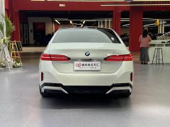 BMW 5 530Li Version M - фото 16
