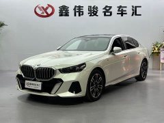 BMW 5 530Li Version M - фото 2